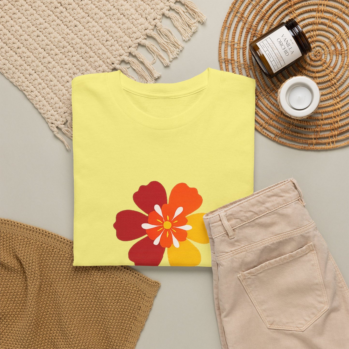 Berkeley California T-Shirt | Retro Spring Floral Script Tee | Bay Area College Town Gift | UC Berkeley Alumni Student Local Pride Shirt